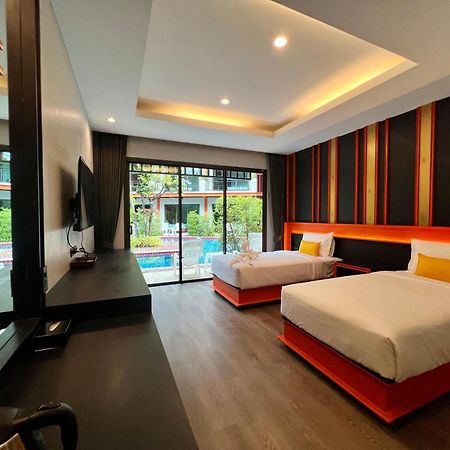 Wow Phuket Hotel Exterior foto