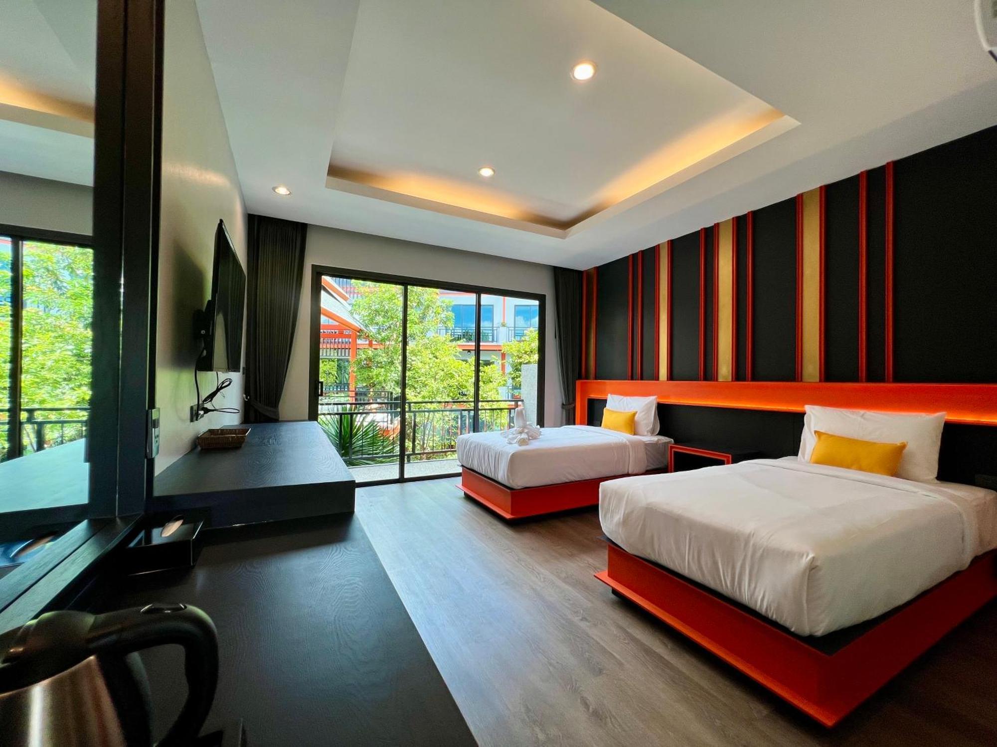 Wow Phuket Hotel Exterior foto